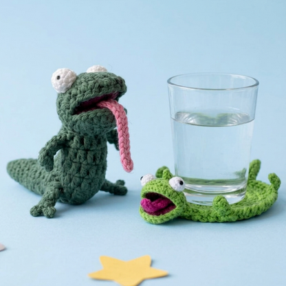 Cute Tom lizard crochet pattern with long tongue and coaster design