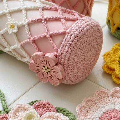 Crochet flower water bottle holder pattern